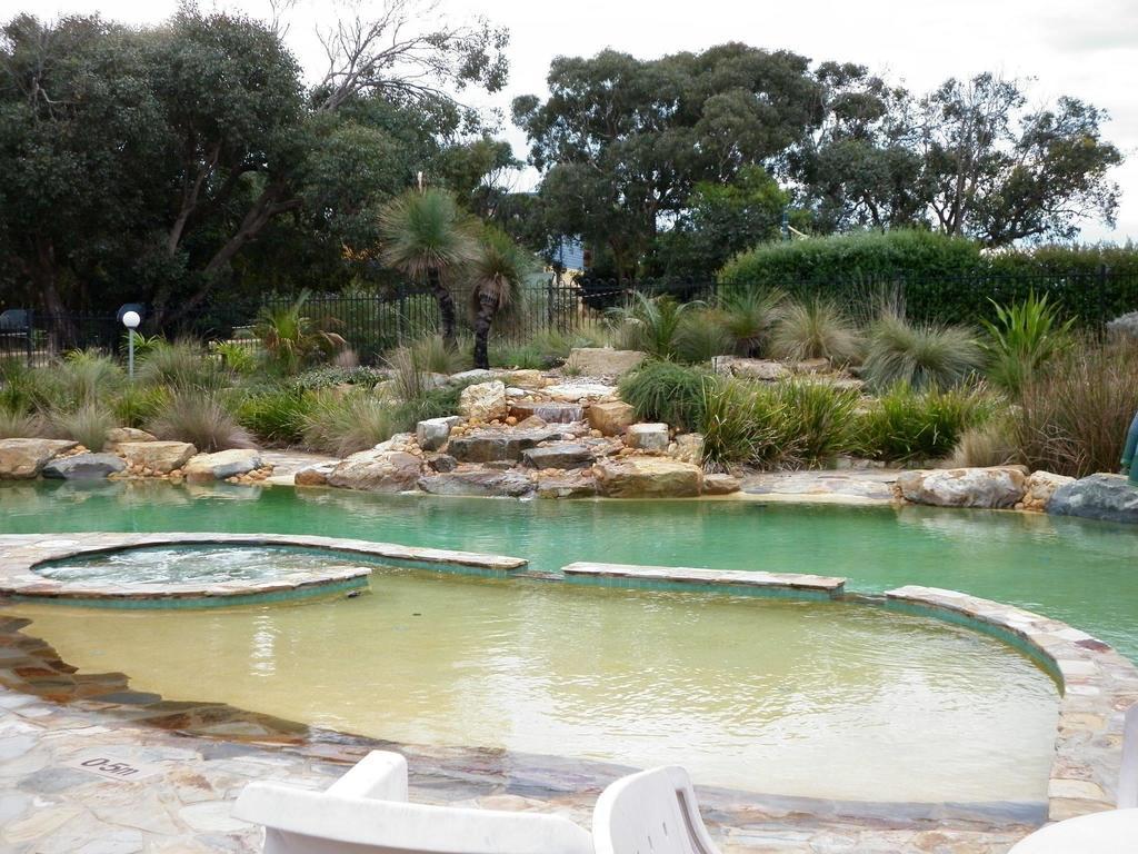 The Lakes Beachfront Holiday Park Lake Tyers Beach Eksteriør billede