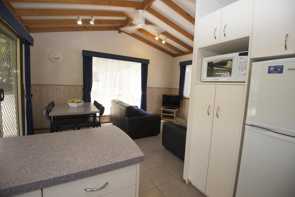 The Lakes Beachfront Holiday Park Lake Tyers Beach Eksteriør billede
