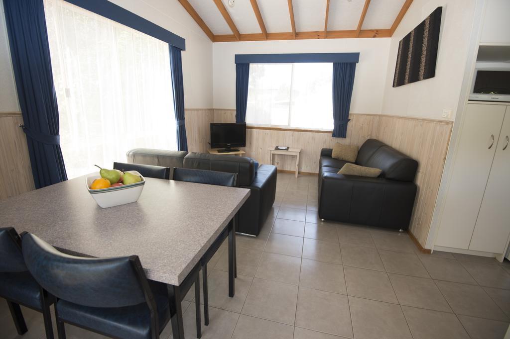 The Lakes Beachfront Holiday Park Lake Tyers Beach Eksteriør billede